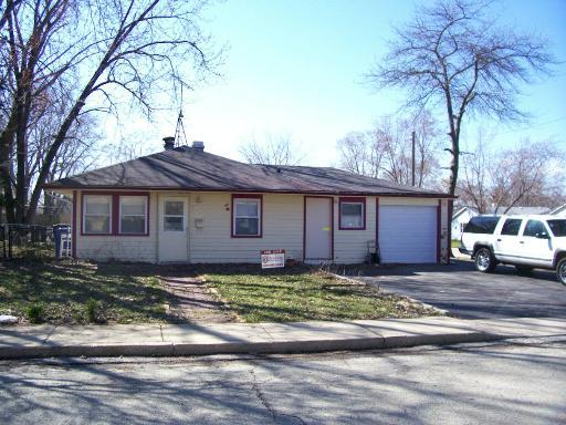 114 Birch St., Carpentersville, IL 60110