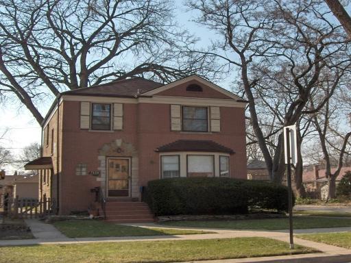 7424 N Talman Ave., Chicago, IL 60645