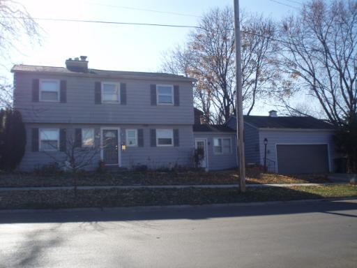 196 Brandon Ave., Glen Ellyn, IL 60137