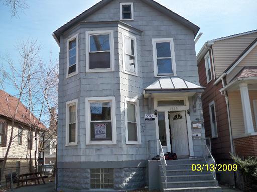 8835 S Saginaw Ave., Chicago, IL 60617