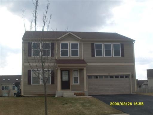445 Stone Hollow Dr., Poplar Grove, IL 61065
