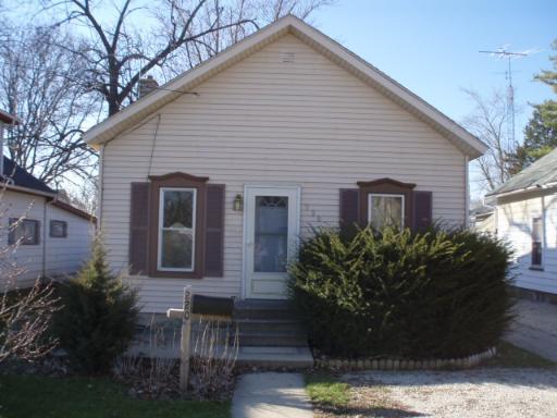 220 E Clark St., Plano, IL 60545
