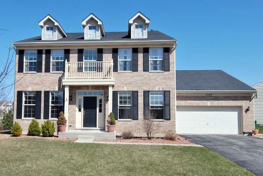 1549 Greystone Dr., Gurnee, IL 60031