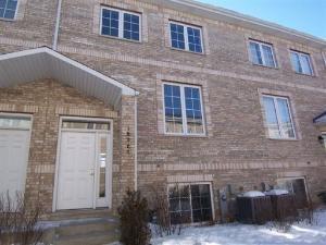 183 N East River Rd. #C4, Des Plaines, IL 60016