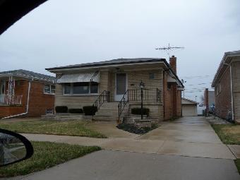 561 Hoxie Ave., Calumet City, IL 60409