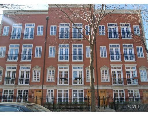 741 W Aldine Ave. #2, Chicago, IL 60657