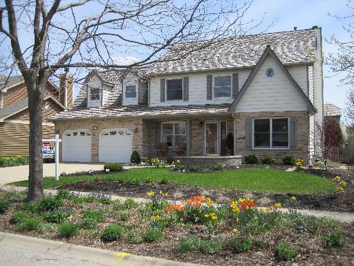 435 Cross Arm Dr., Grayslake, IL 60030
