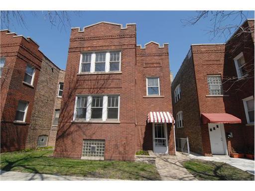 3120 W Addison St., Chicago, IL 60618