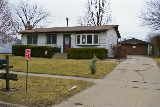 35W782 Crispin Dr., Elgin, IL 60123