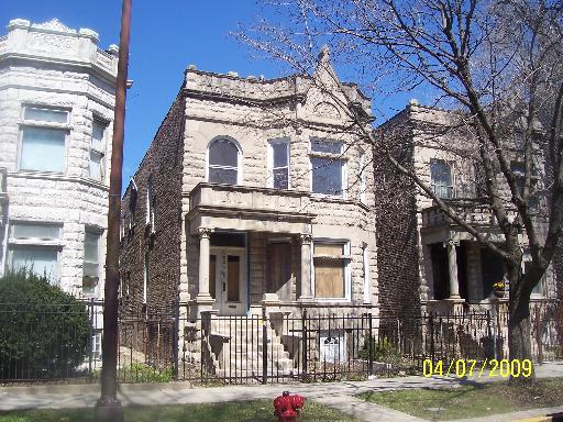 3826 W Van Buren St., Chicago, IL 60624