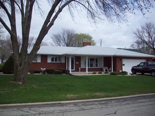 2431 13th St., Peru, IL 61354