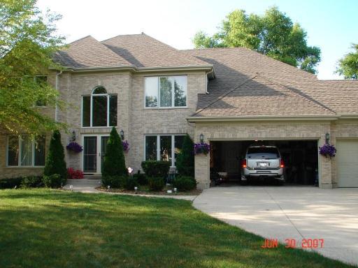 1036 W Wildflower Ct., Vernon Hills, IL 60061