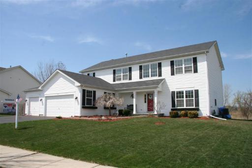 1475 Sutton Cir., Wauconda, IL 60084