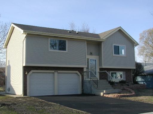 1835 Howe Ln., Hanover Park, IL 60133