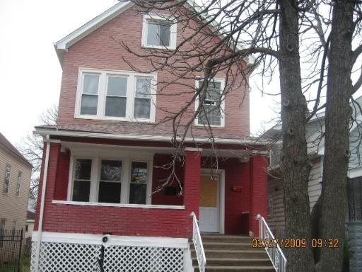 8636 S Kingston Ave., Chicago, IL 60617