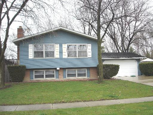 624 Ridgeview St., Downers Grove, IL 60516