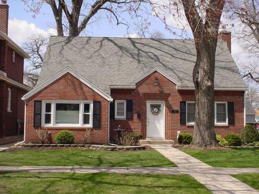 9540 S Brandt Ave., Oak Lawn, IL 60453