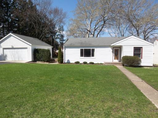 122 S Linden Ave., Mundelein, IL 60060