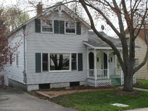 1612 Park St., Mchenry, IL 60050