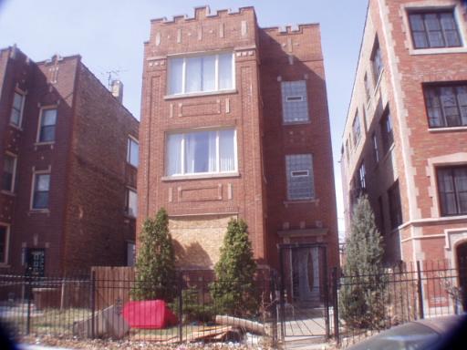 7928 S Essex Ave., Chicago, IL 60617