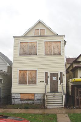 7742 S Muskegon Ave., Chicago, IL 60649