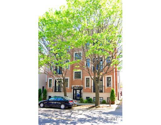 2421 N Racine Ave. #3S, Chicago, IL 60614