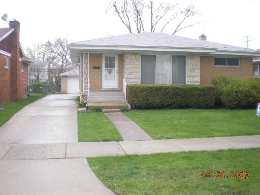 7112 W Wright, Niles, IL 60714
