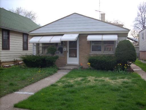 116 Englewood Ave., Bellwood, IL 60104