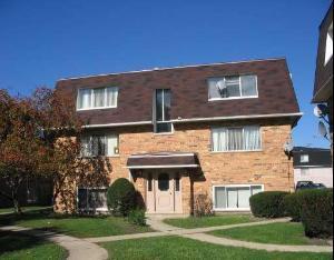 9986 Holly Ln. #2E, Des Plaines, IL 60016