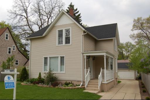 12 S Edison St., Elgin, IL 60123