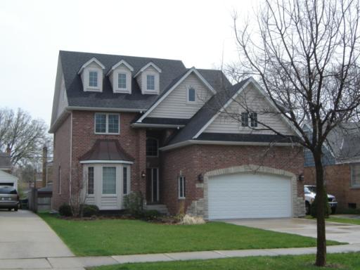 825 S Catherine Ave., La Grange, IL 60525