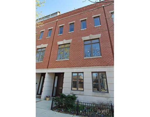 1149 W George St., Chicago, IL 60657