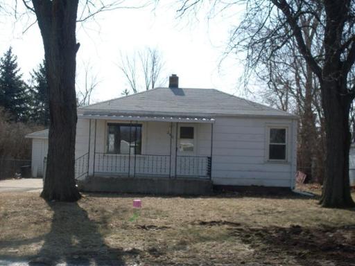 249 E Greenview Ave., Machesney Park, IL 61115