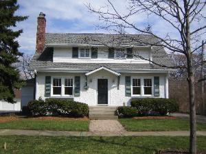 430 W Phillips Ave., Glen Ellyn, IL 60137