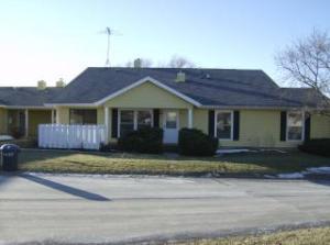 607 Devonshire Ct. #B, Mchenry, IL 60050