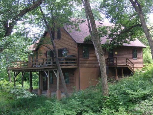 5 Hilltop Dr., Sheridan, IL 60551