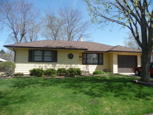2352 Wisconsin Rd., Rockford, IL 61108