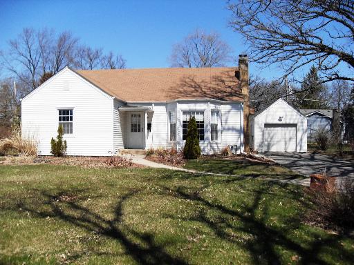 233 Lewis Ave., Wauconda, IL 60084