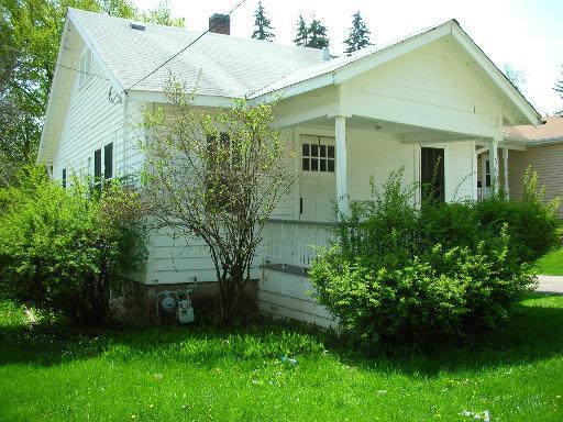 669 Congress St., Elgin, IL 60120