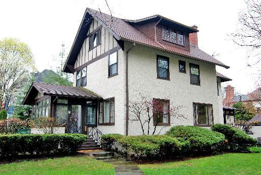 431 Central Ave., Wilmette, IL 60091