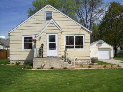 30 E Third St., Coal City, IL 60416