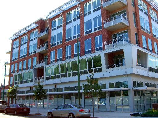 4814 N Clark #201, Chicago, IL 60640