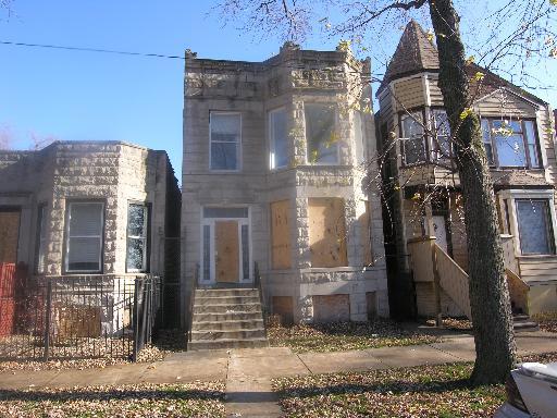 6611 S Langley Ave., Chicago, IL 60637