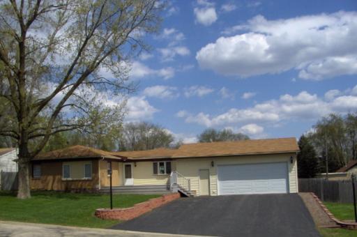 3110 18th St., Rockford, IL 61109