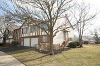 27W307 Melrose Ln. #307, Winfield, IL 60190