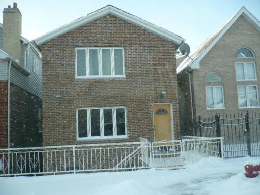 2726 S Bonfield St., Chicago, IL 60608