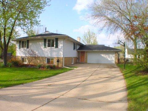 923 Mercury Ct., Schaumburg, IL 60193