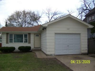 1007 Cedar Ave., Elgin, IL 60120