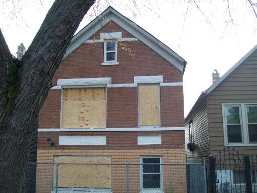2712 S Troy Ave., Chicago, IL 60623