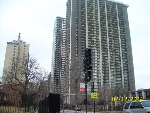 6033 N Sheridan Rd. #41K, Chicago, IL 60660